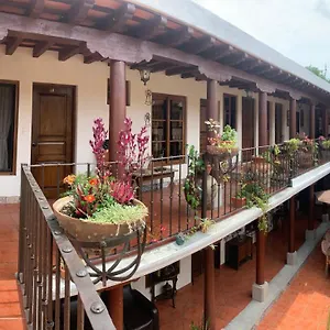 Hotel Mansion Del Rey