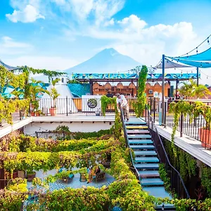  Hostal Adra