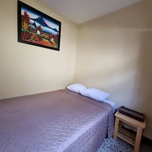  Hostal Central Hostel